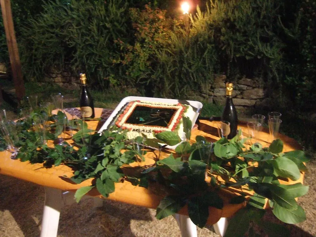 בית חווה Borro Agriturismo Relais Poggio Primo